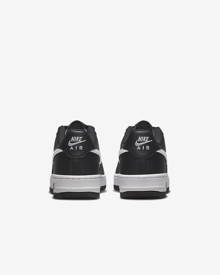 NIKE AIR