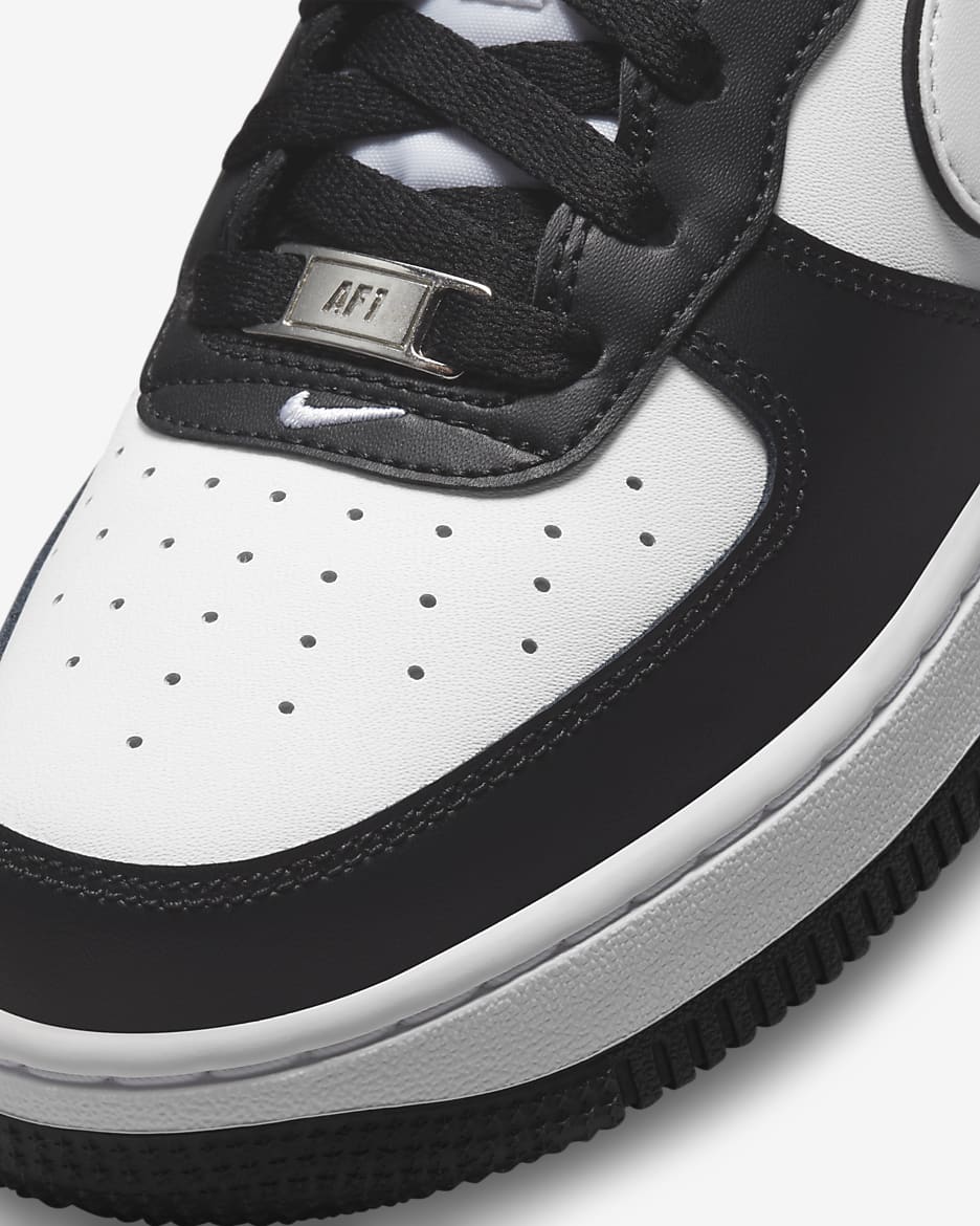 NIKE AIR