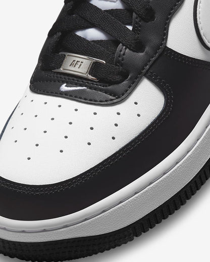 NIKE AIR